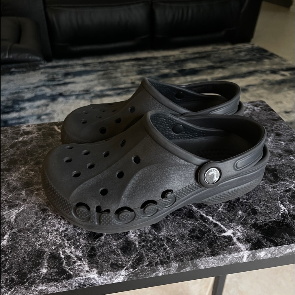 Black CROCS unisex boys girls 1 / 3